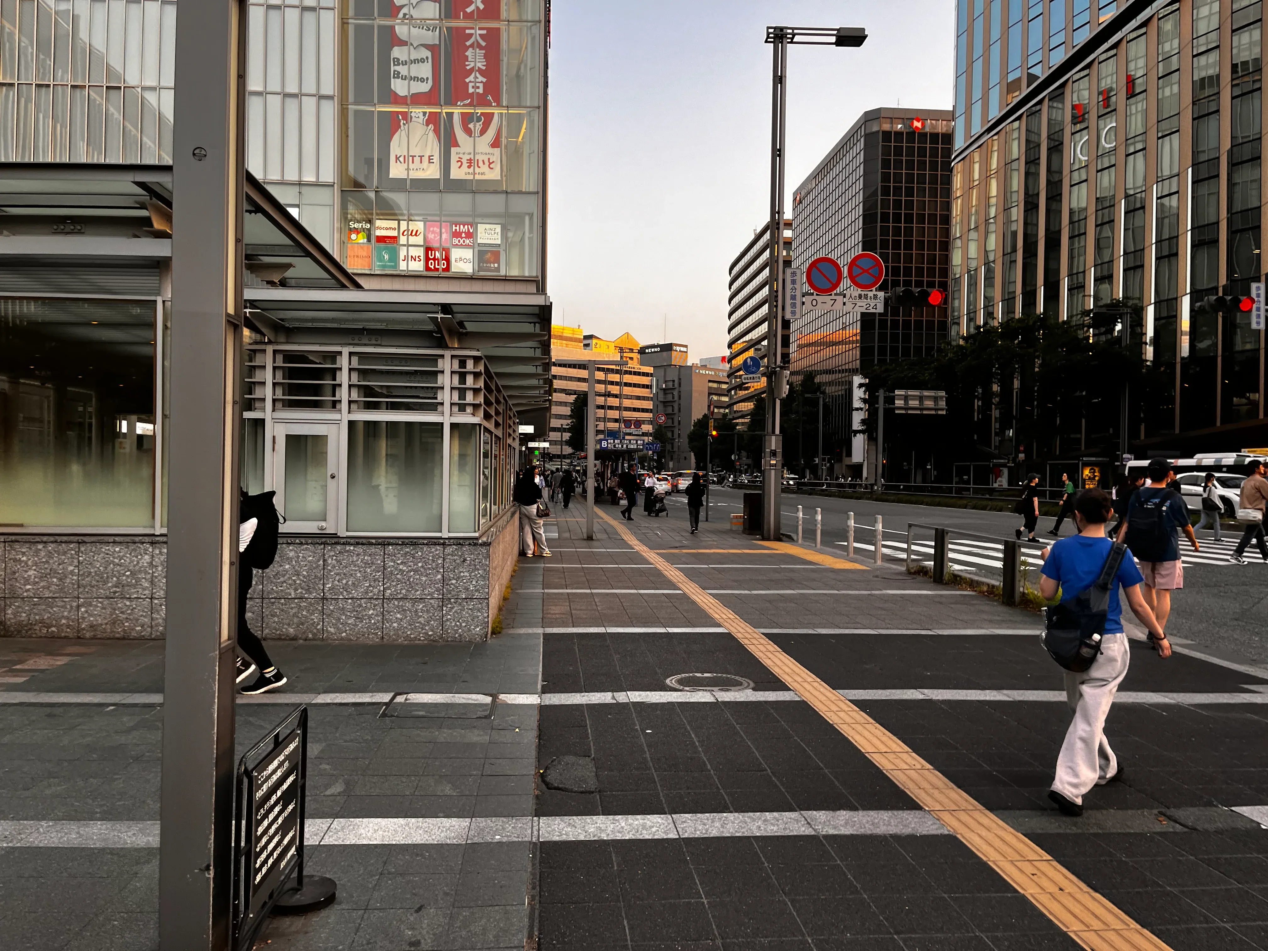Hakata subway way to hotel