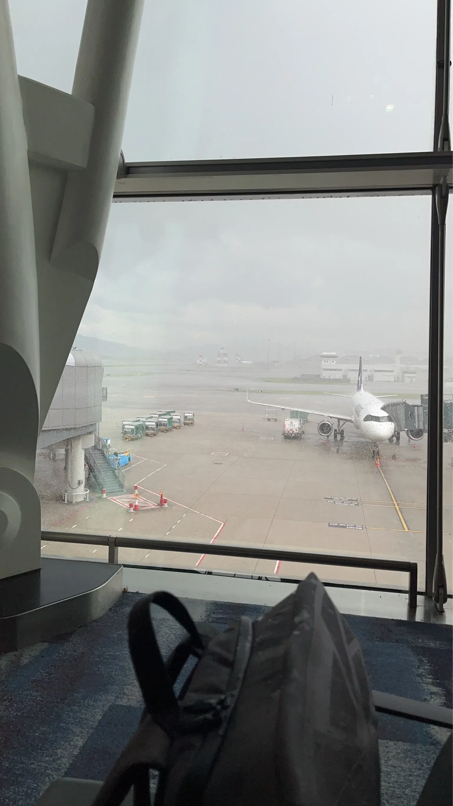 Hk Airport Boarding