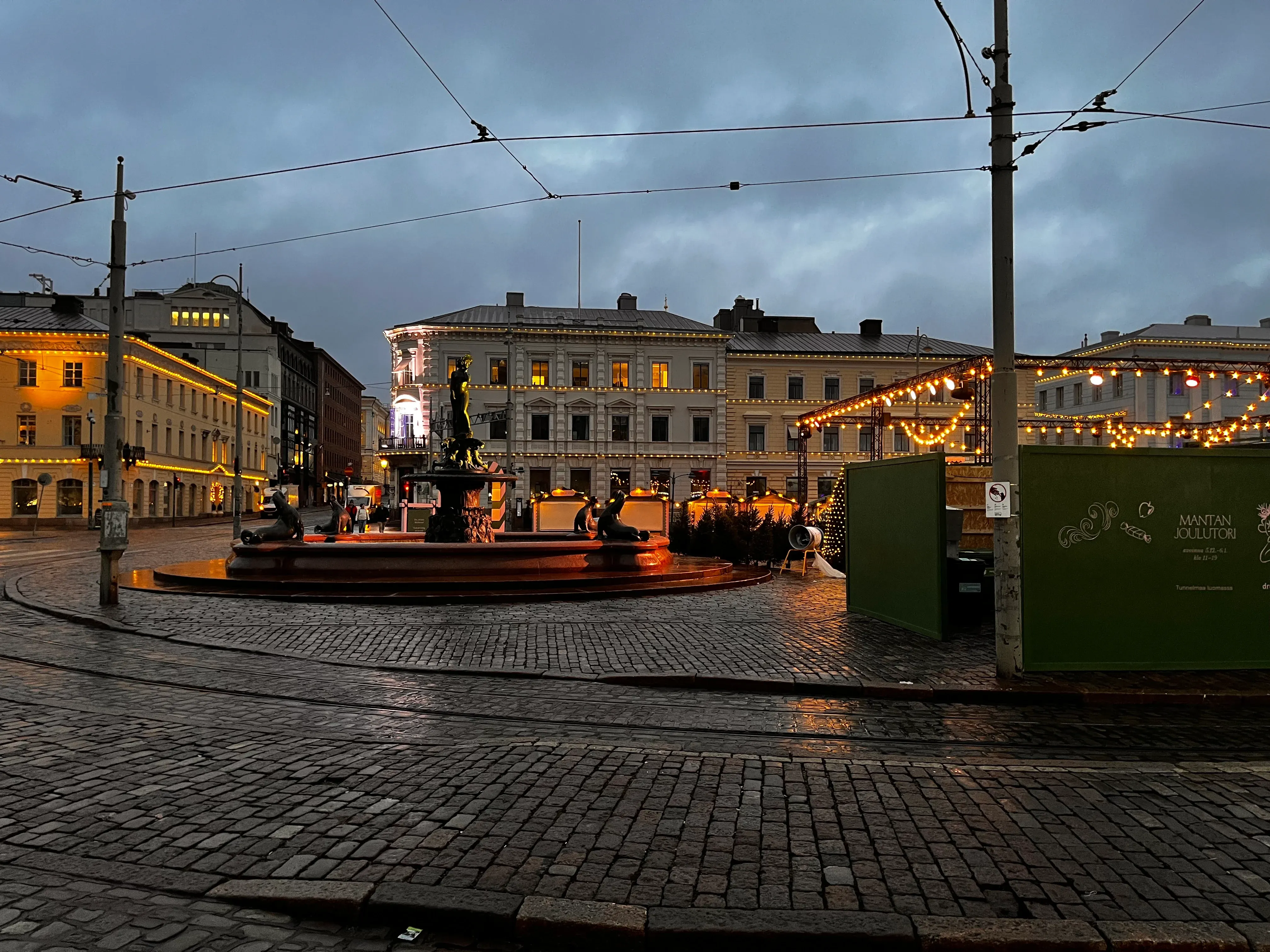 Helsinki Kauppatori Station