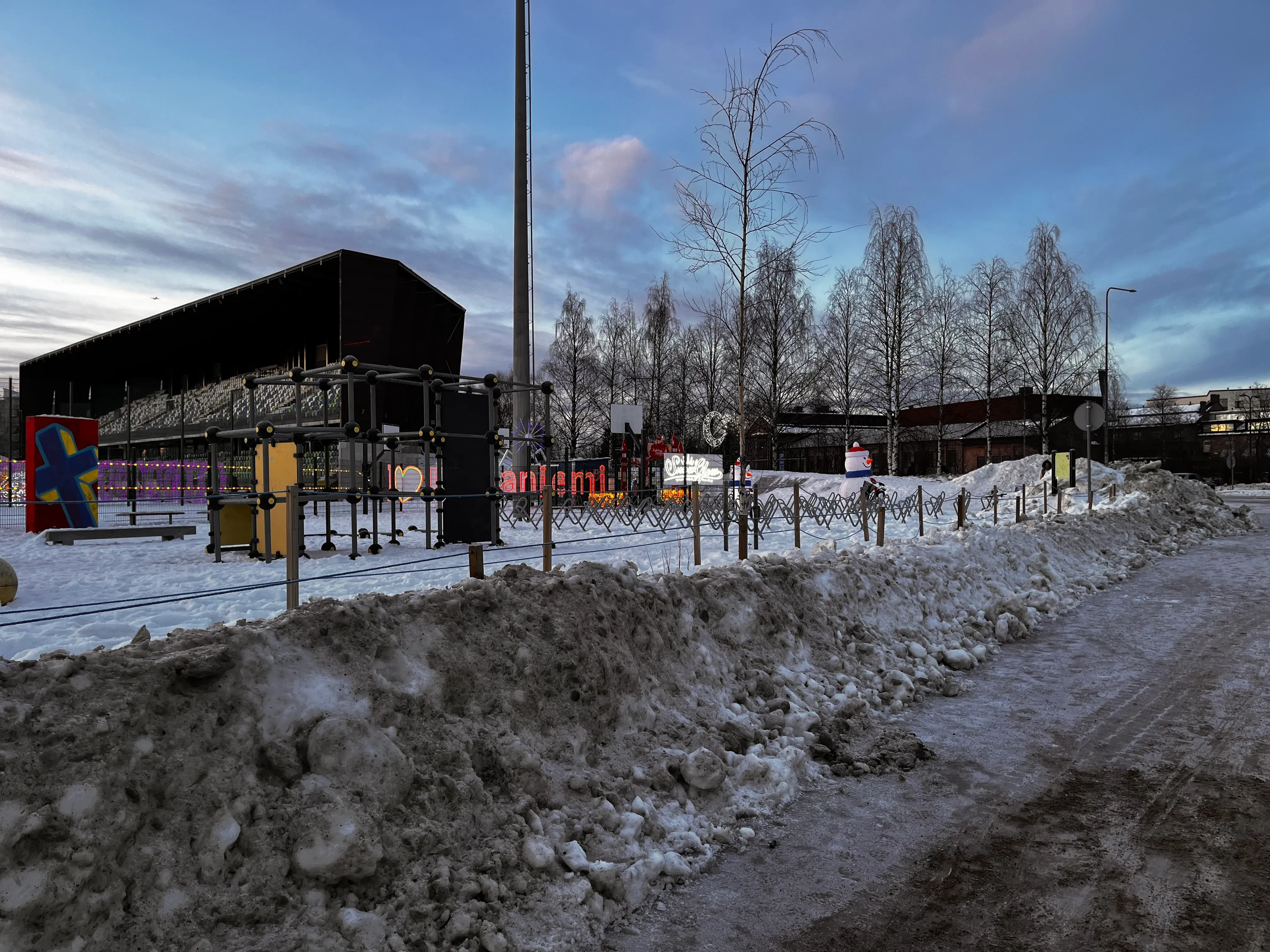 Rovaniemen keskuskenttä