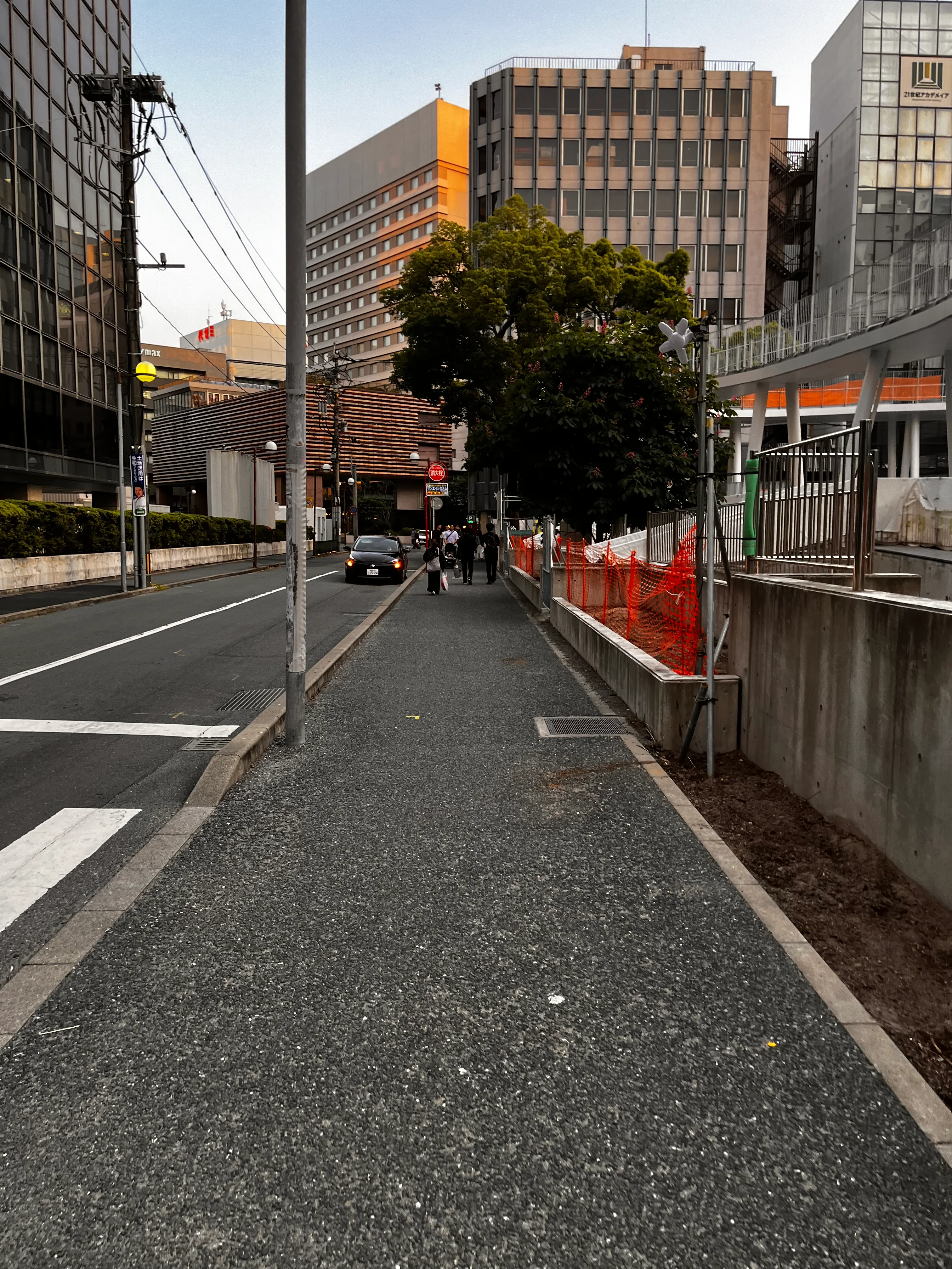 Hakata subway way to hotel
